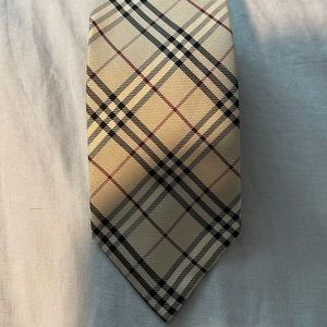 Burberry tie